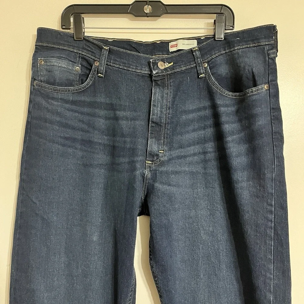 Wrangler Men's Relaxed Fit Dark Wash Jeans Size 36x34 Western‎ Outdoors